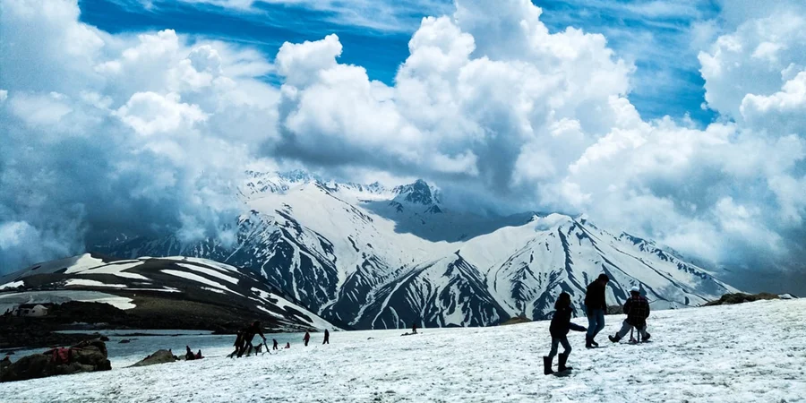 Manali Tour From Delhi | Virasat Tour